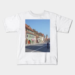 Brasov town centre view Kids T-Shirt